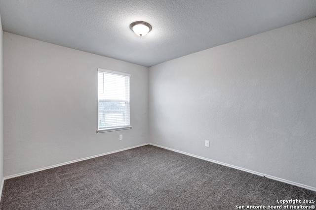 Image 27 of 31 For 13031 Heathers Sun