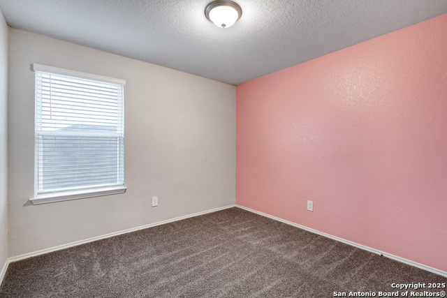 Image 28 of 31 For 13031 Heathers Sun