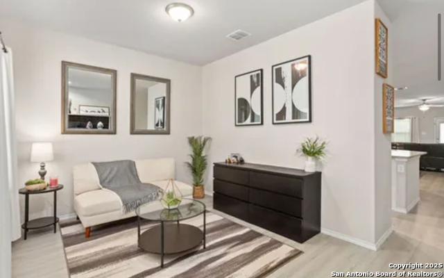 Image 5 of 31 For 13031 Heathers Sun