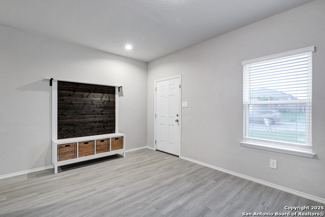 Image 7 of 31 For 13031 Heathers Sun