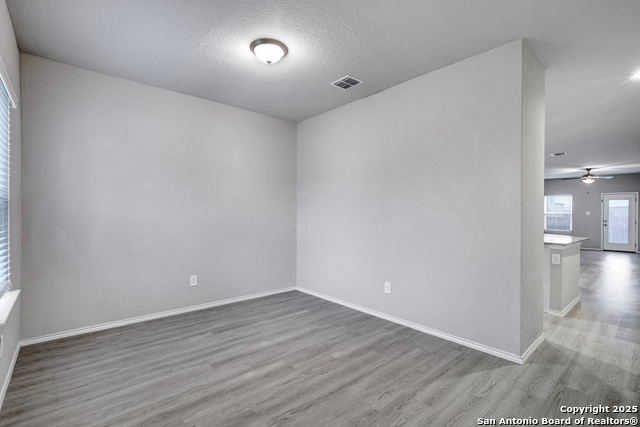 Image 8 of 31 For 13031 Heathers Sun