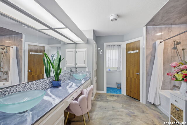 Image 25 of 50 For 14502 Circle A Trl