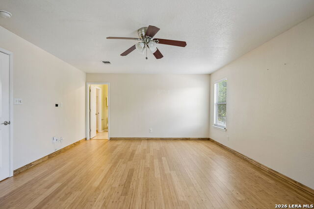 Listing photo id 14 for 5910 Aspen Gold