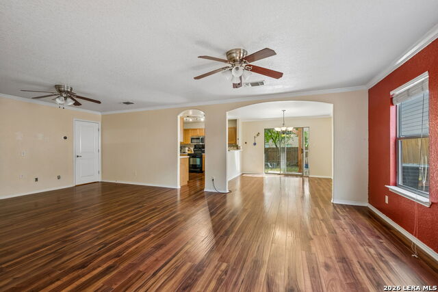 Listing photo id 2 for 5910 Aspen Gold