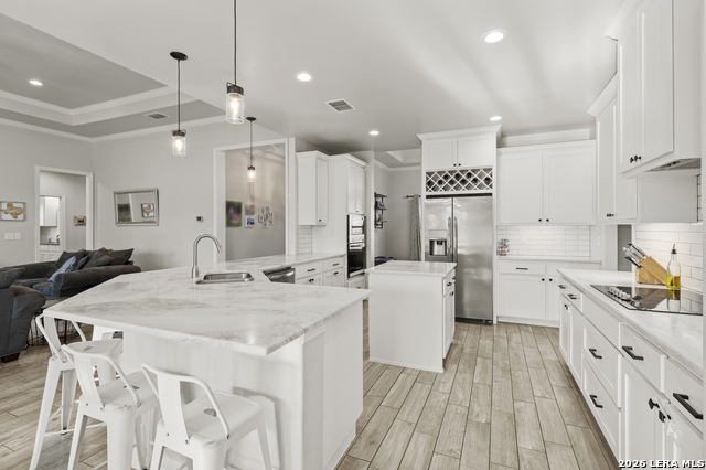 Listing photo id 14 for 1401 Hartfield Rd