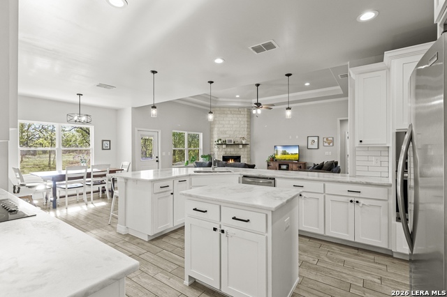 Listing photo id 16 for 1401 Hartfield Rd
