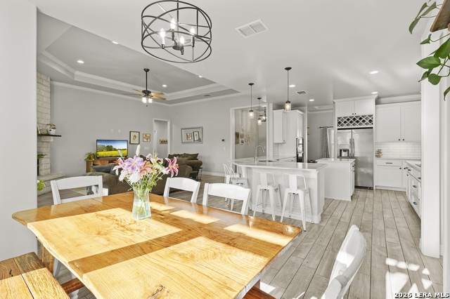 Listing photo id 18 for 1401 Hartfield Rd