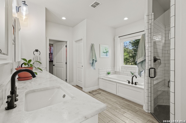 Listing photo id 32 for 1401 Hartfield Rd