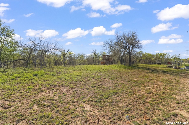 Listing photo id 43 for 1401 Hartfield Rd