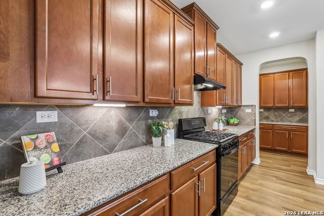 Image 14 of 61 For 11213 Hill Top Bnd