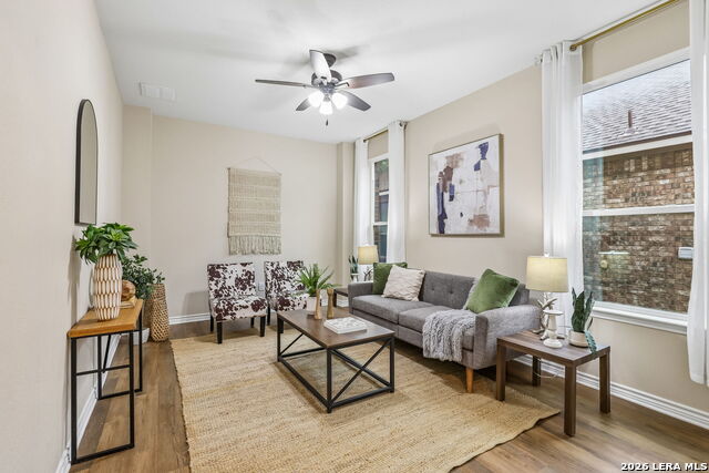 Image 20 of 61 For 11213 Hill Top Bnd