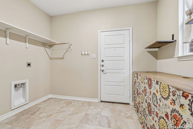 Image 31 of 61 For 11213 Hill Top Bnd