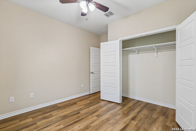 Image 33 of 61 For 11213 Hill Top Bnd