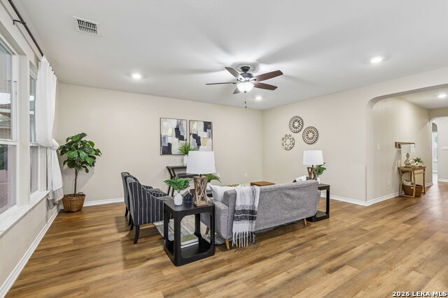 Image 8 of 61 For 11213 Hill Top Bnd