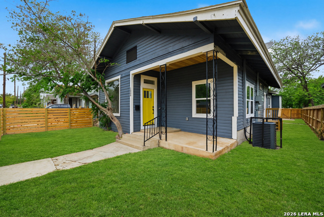 Image 3 of 16 For 1225 Burnet  101