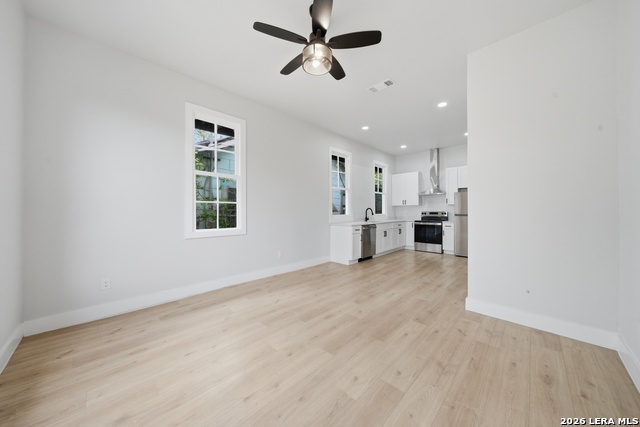 Image 4 of 16 For 1225 Burnet  101