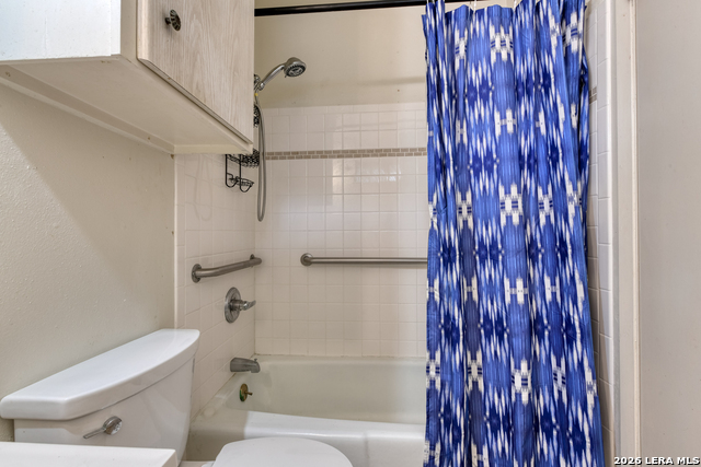 Image 13 of 14 For 215 Mistletoe W E