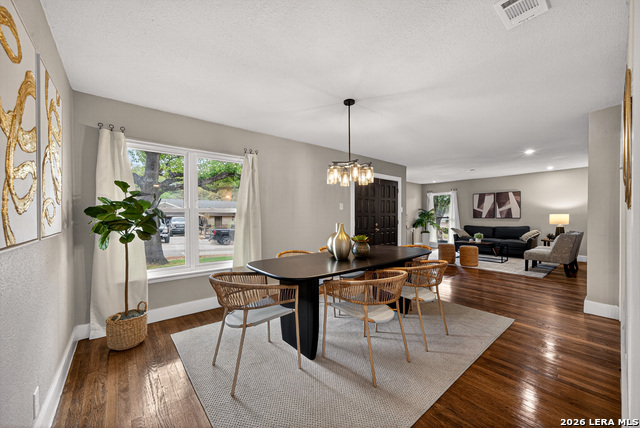 Image 10 of 40 For 5935 Forest Knoll