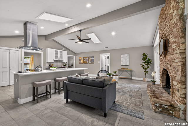 Image 13 of 40 For 5935 Forest Knoll