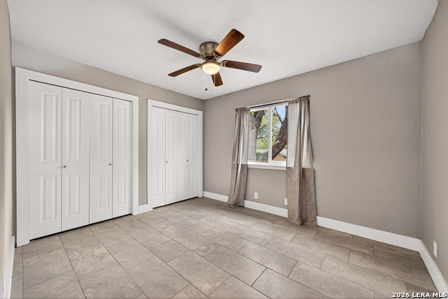 Image 27 of 40 For 5935 Forest Knoll