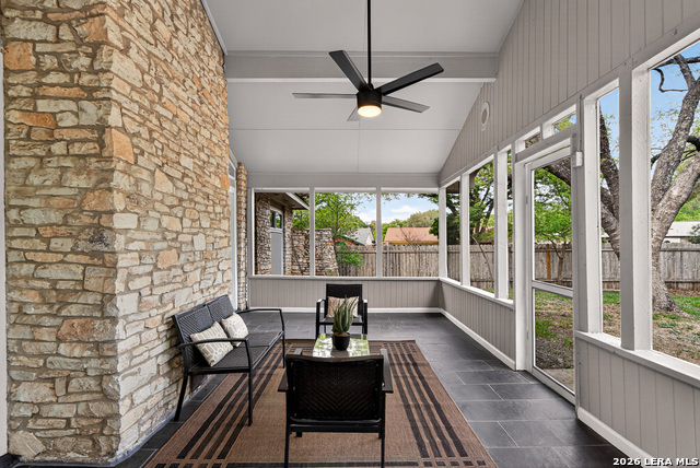 Image 32 of 40 For 5935 Forest Knoll