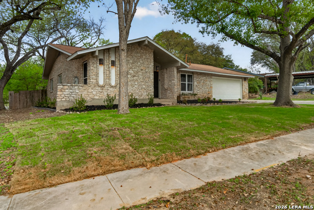 Image 4 of 40 For 5935 Forest Knoll