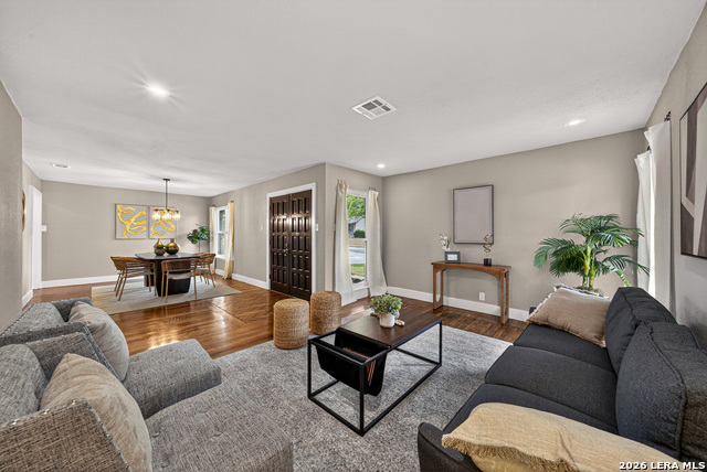 Image 9 of 40 For 5935 Forest Knoll