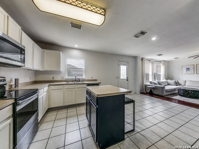 Image 6 of 12 For 6606 Crestwood Ct