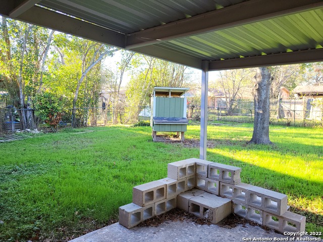 Image 8 of 10 For 221 Scott Ave