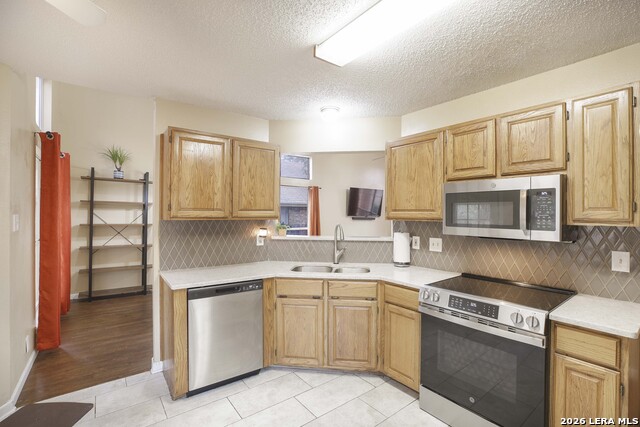 Image 10 of 26 For 2527 Wild Turkey