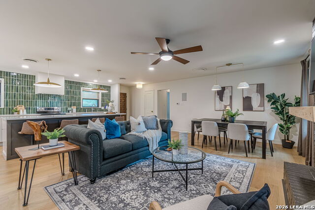 Image 15 of 38 For 1505 Marigold