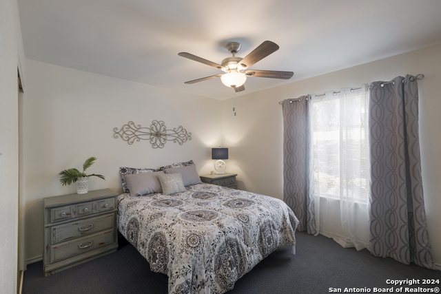 Image 12 of 23 For 1135 Parkview Dr  C16