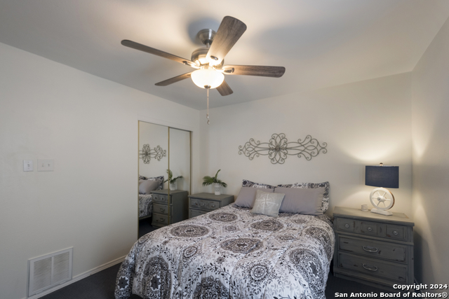 Image 13 of 23 For 1135 Parkview Dr  C16