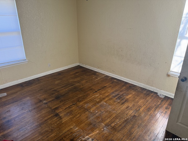 Image 11 of 20 For 319 Laddie  