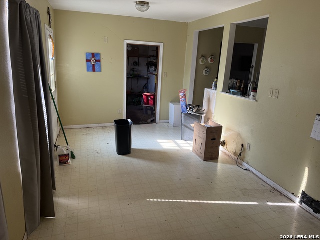 Image 8 of 20 For 319 Laddie  