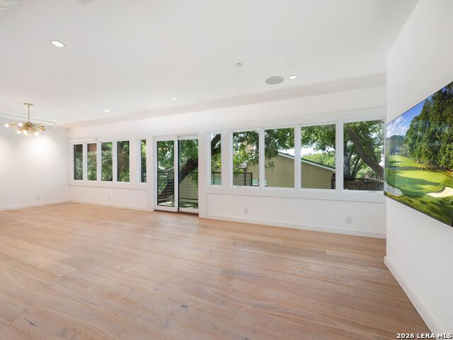 Image 10 of 45 For 305 Joliet  C