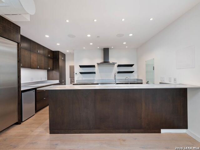 Image 15 of 45 For 305 Joliet  C