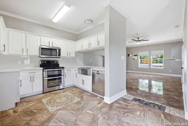 Image 15 of 43 For 21810 Goldcrest