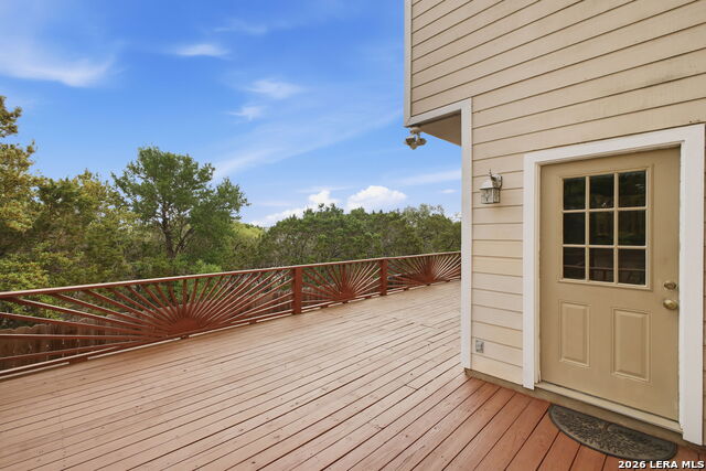 Image 42 of 43 For 21810 Goldcrest