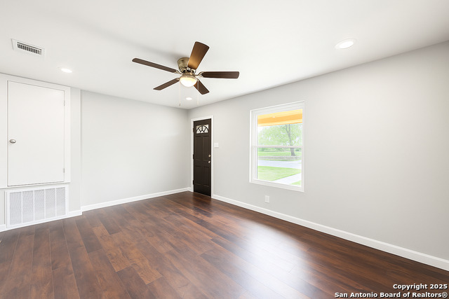 Image 10 of 18 For 2307 Hicks  