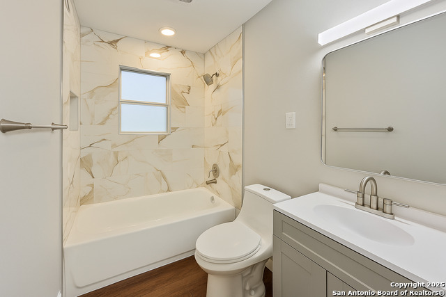 Image 7 of 18 For 2307 Hicks  