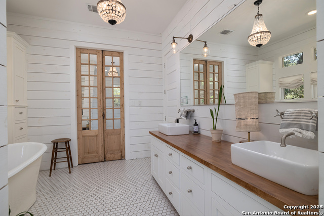 Image 22 of 44 For 125 El Cerrito