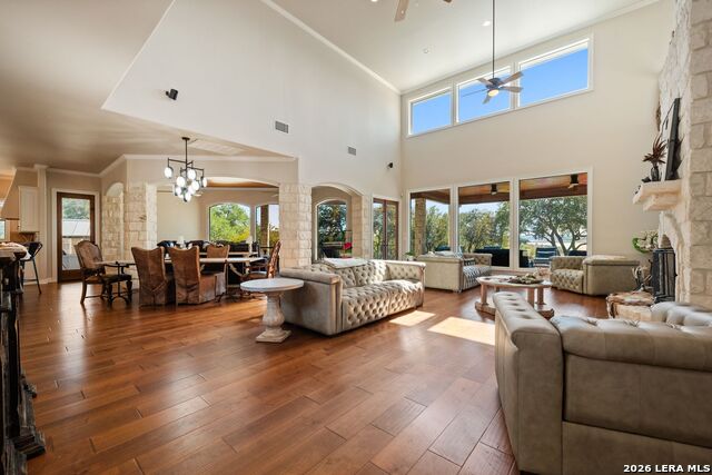 Image 7 of 36 For 185 Shimmering Shore