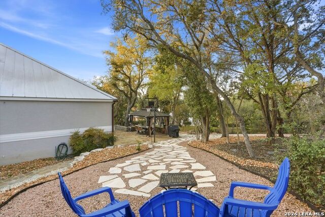 Image 14 of 72 For 30 Devon Wood