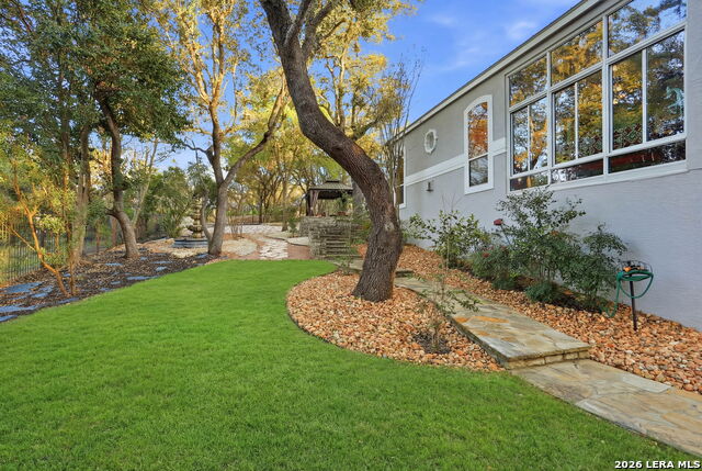 Image 17 of 72 For 30 Devon Wood