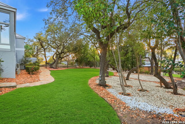 Image 19 of 72 For 30 Devon Wood