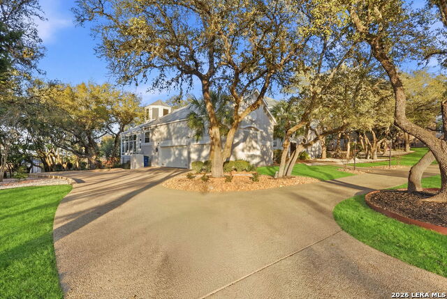 Image 2 of 72 For 30 Devon Wood