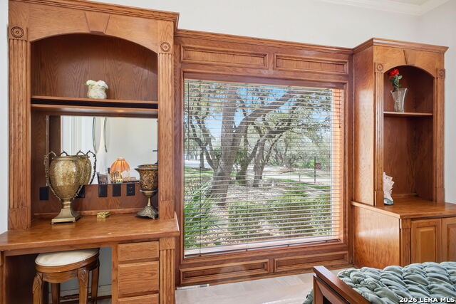 Image 36 of 72 For 30 Devon Wood