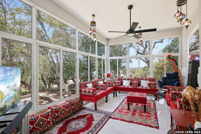 Image 51 of 72 For 30 Devon Wood