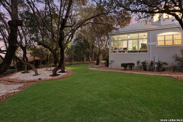 Image 9 of 72 For 30 Devon Wood